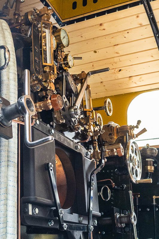 HG 4/4 Nr. 704 nach der Revision in Uzwil