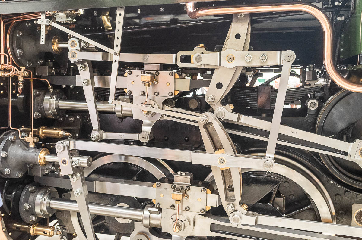 HG 4/4 Nr. 704 nach der Revision in Uzwil