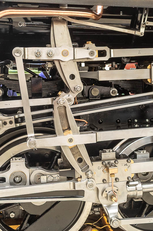 HG 4/4 Nr. 704 nach der Revision in Uzwil