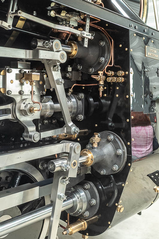 HG 4/4 Nr. 704 nach der Revision in Uzwil