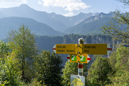 Wanderung über die Strada Alta in der Leventina von Osco nach Tegna und zurück nach Faido am 26. September 2011